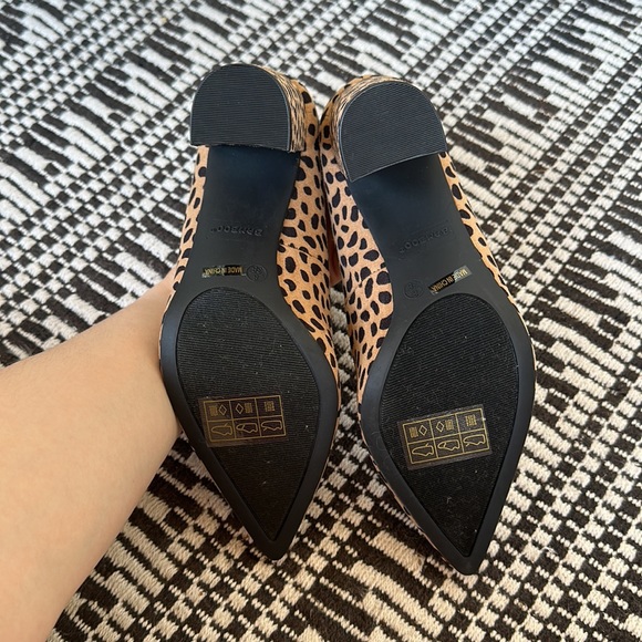 Cheetah print Bamboo block heels in size 8. Brand new without box. - Picture 5 of 8